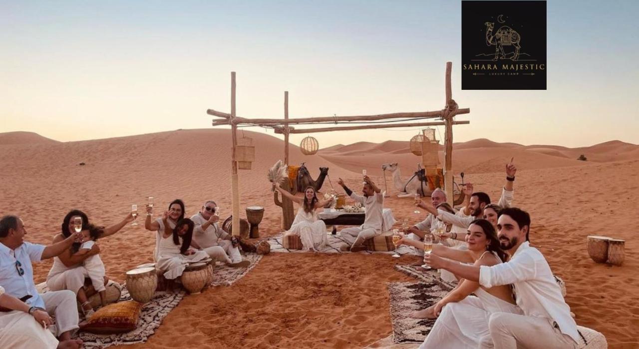 Hotel Sahara Majestic Luxury Camp Merzouga Esterno foto Desert safari
